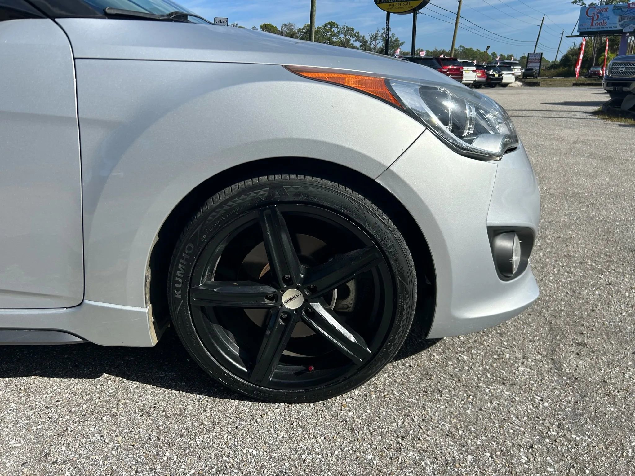 Used 2015 Hyundai Veloster Turbo w/ Option Group 04 image 19