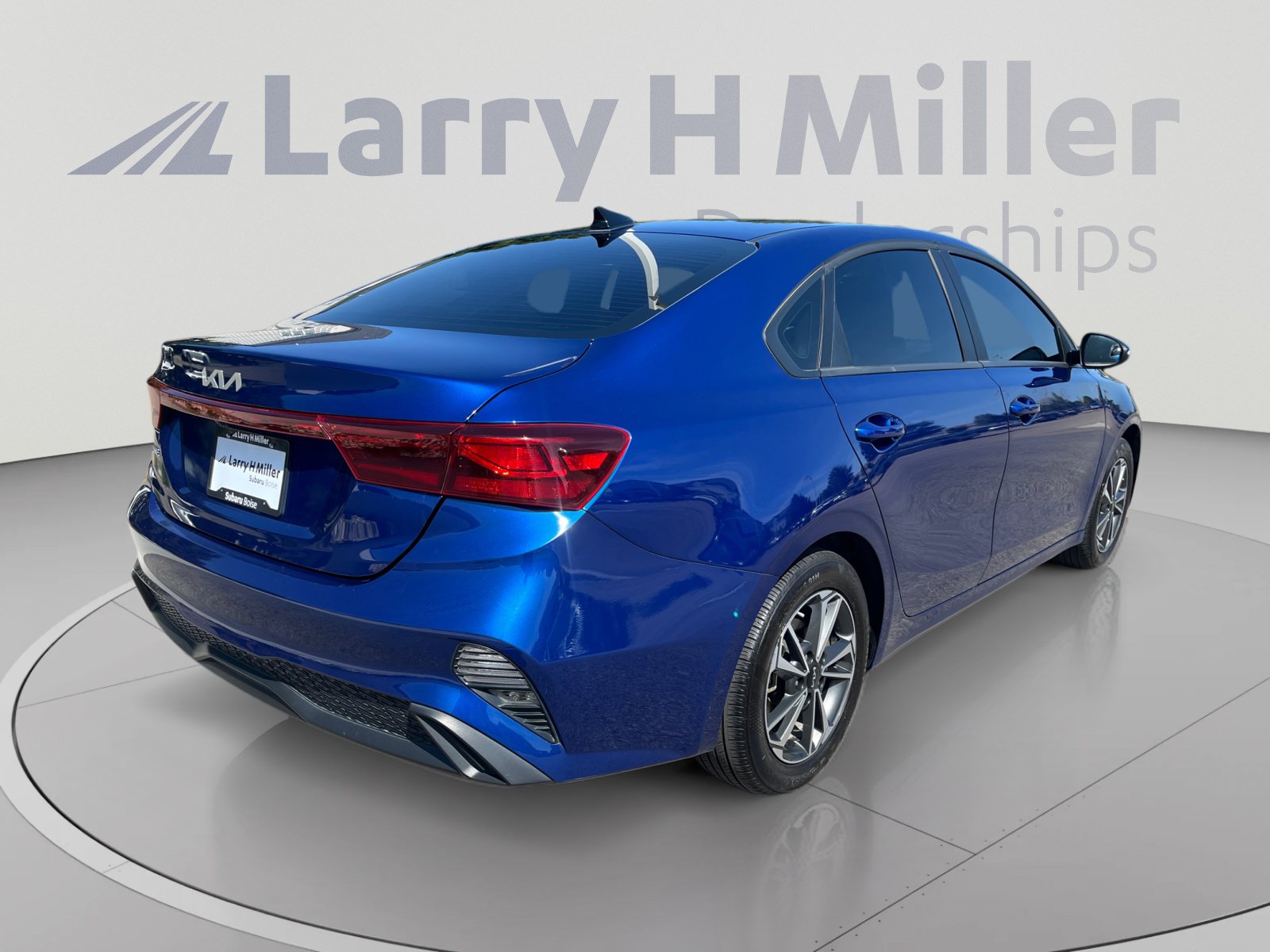 Used 2024 Kia Forte LXS FWD image 5