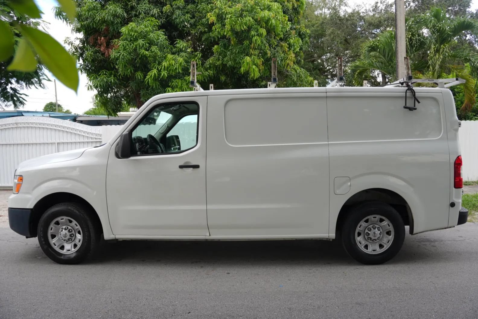 Used 2017 Nissan NV 1500 S w/ Power Basic Package RWD image 3