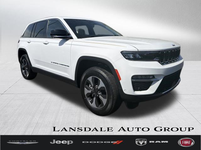 Certified 2022 Jeep Grand Cherokee Limited 4xe w/ Luxury Tech Group II AWD/4WD image 1