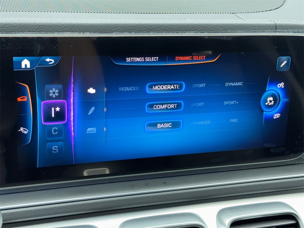 Used 2025 Mercedes-Benz GLE 53 AMG 4MATIC Coupe image 34