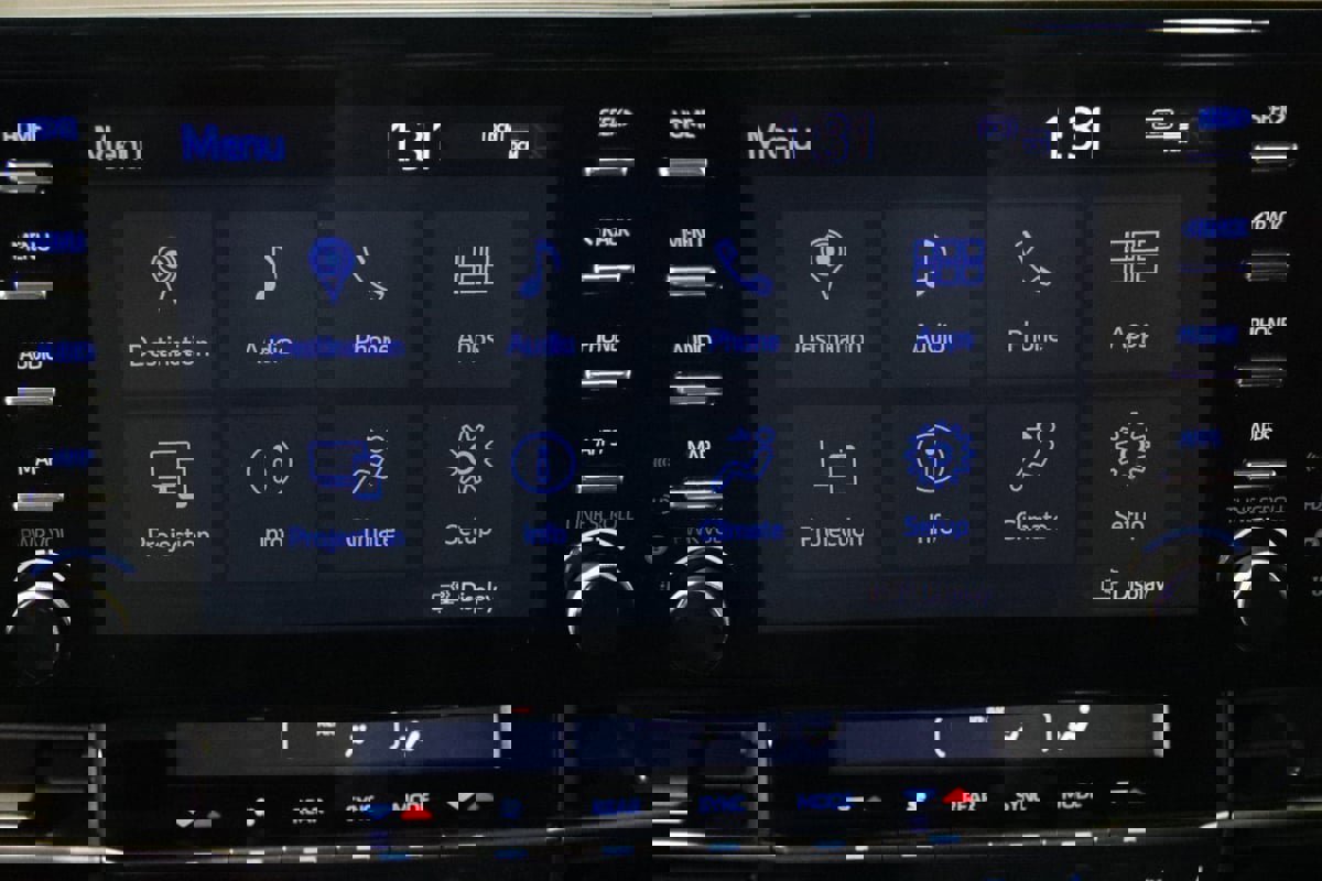 Used 2022 Toyota Sienna Platinum image 45