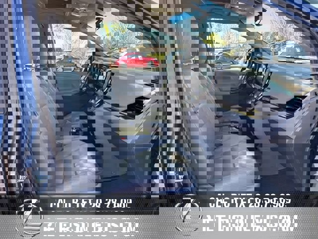 Used 2016 Toyota Sienna XLE w/ XLE Navigation Package image 13