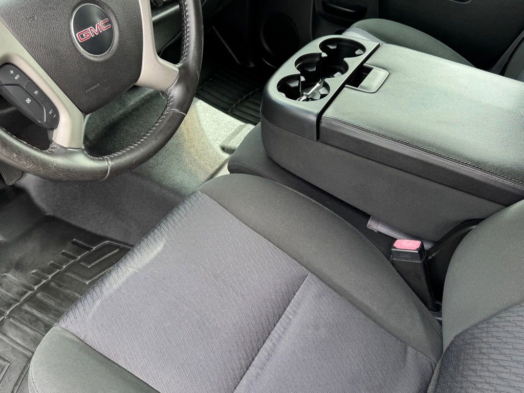 Used 2013 GMC Sierra 2500 SLE w/ Suspension Package, Off-Road image 6