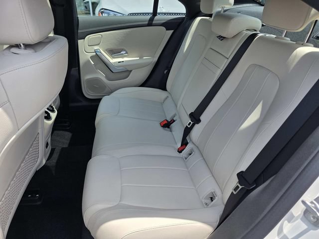 Used 2025 Mercedes-Benz CLA 250 image 18