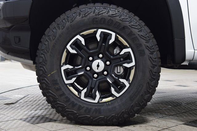 New 2026 Chevrolet Silverado 1500 ZR2 AWD/4WD image 31