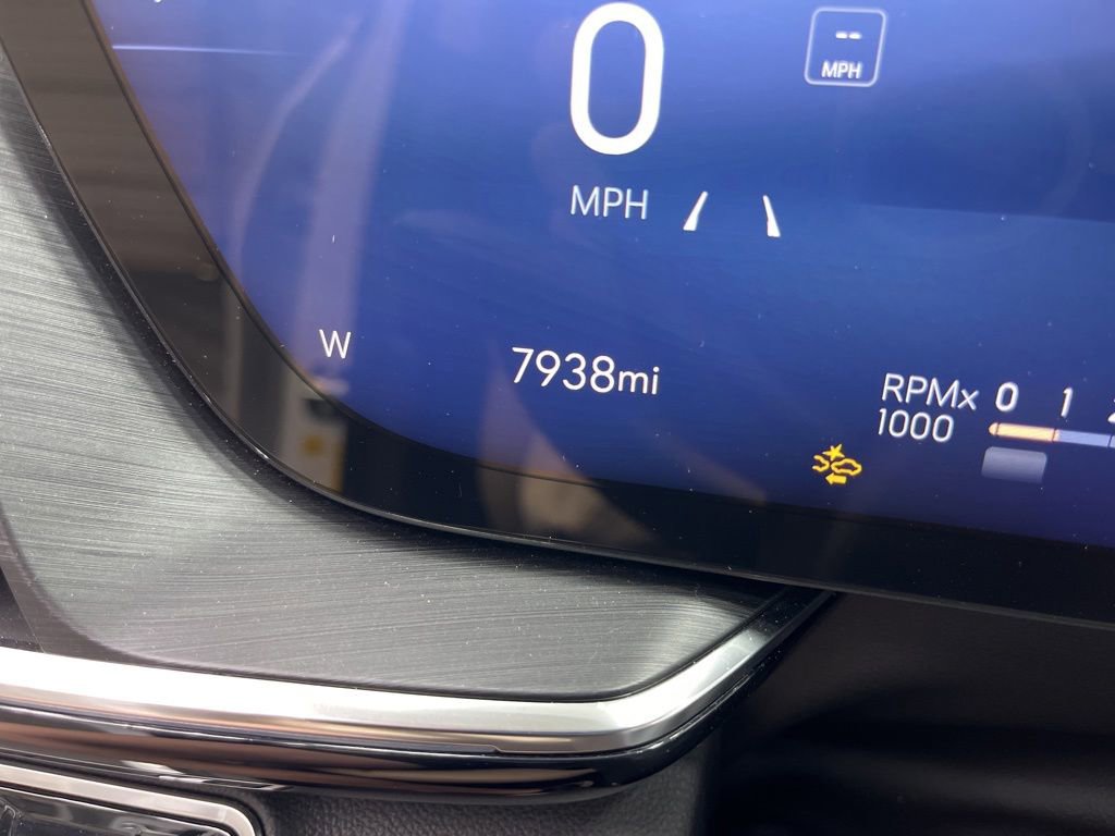 Used 2024 Buick Envision Preferred AWD/4WD image 11