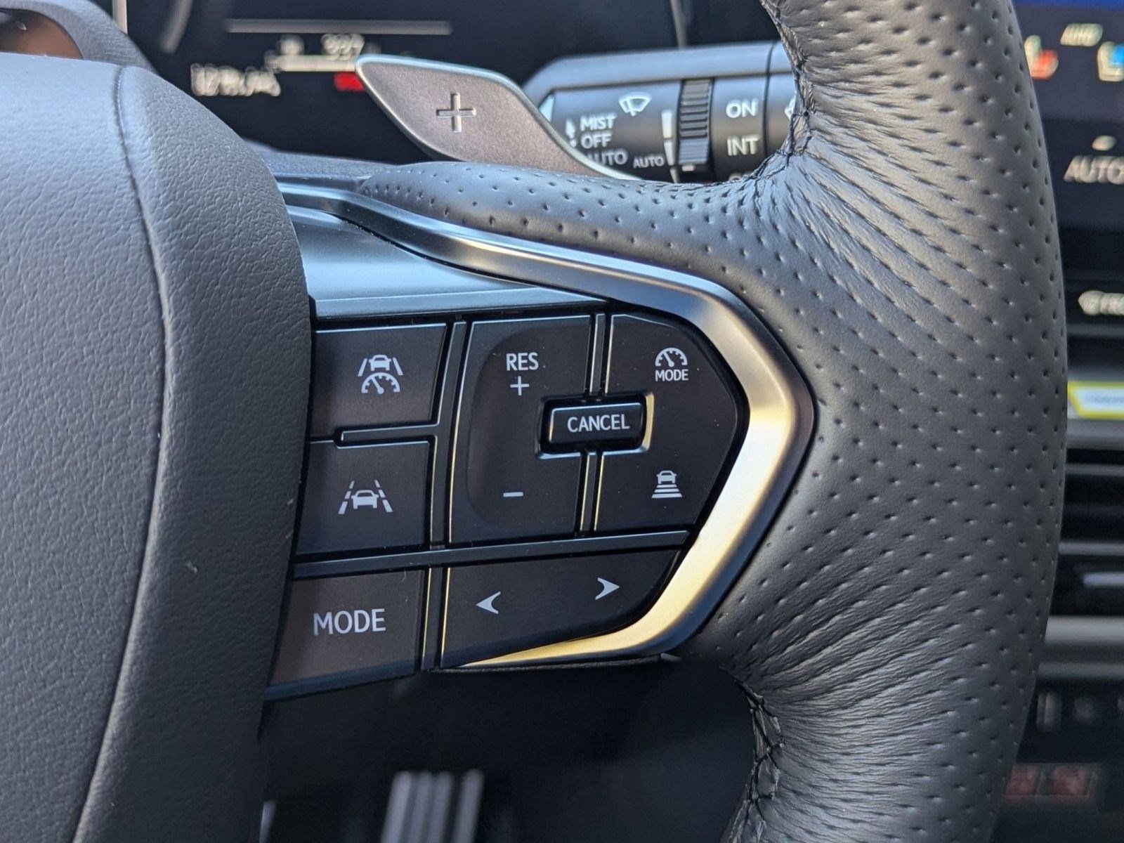 New 2026 Lexus TX 500h AWD image 27