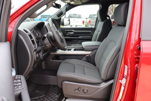 New 2026 RAM 1500 Big Horn AWD/4WD image 14
