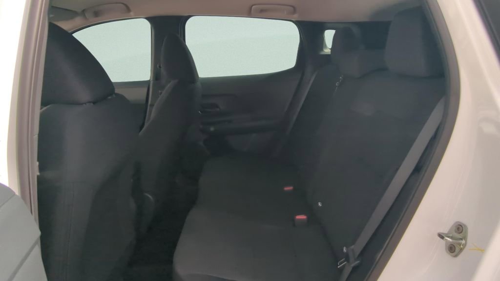 Certified 2025 Nissan Kicks S image 13