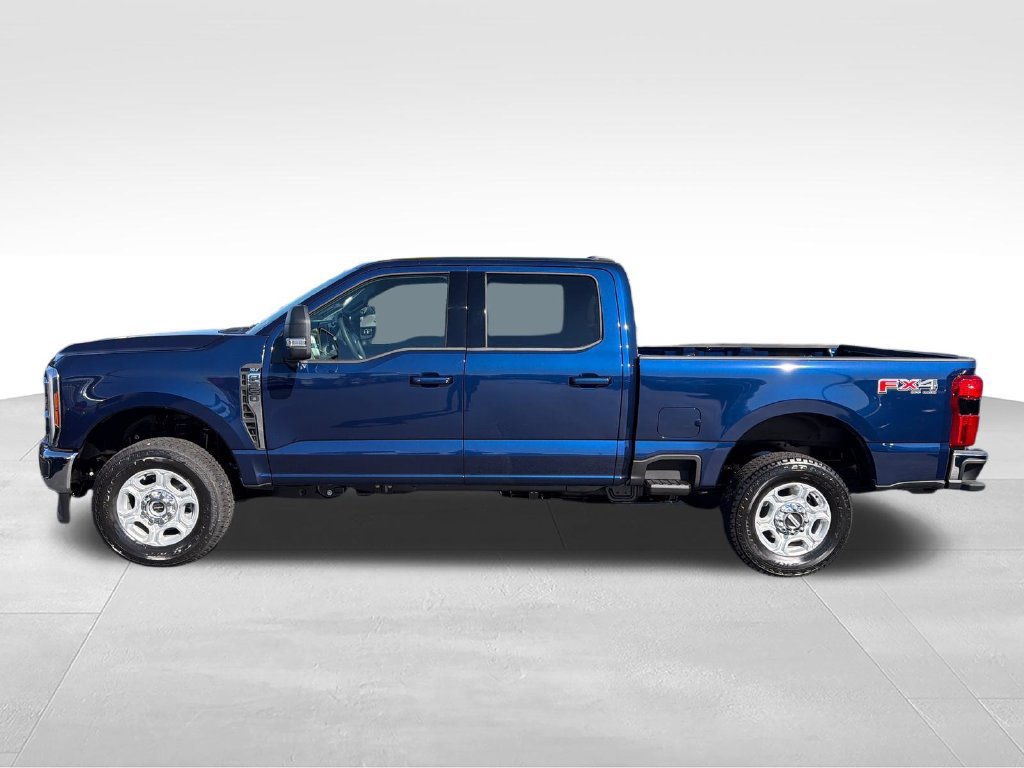 New 2027 Ford F250 XLT w/ XLT Premium Package AWD/4WD image 2