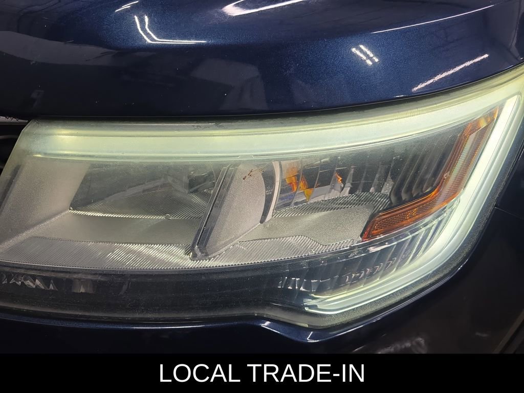 Used 2016 Ford Explorer XLT w/ Equipment Group 201A AWD/4WD image 33