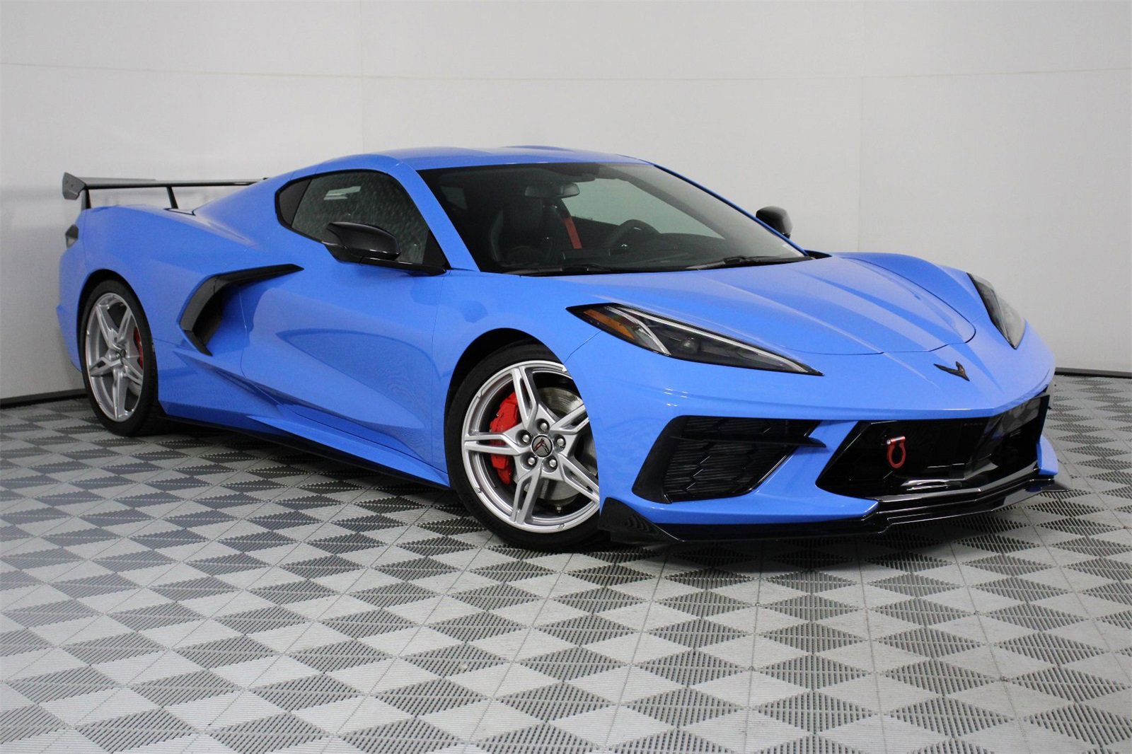 Used 2023 Chevrolet Corvette Stingray Coupe w/ Z51 Performance Package image 29