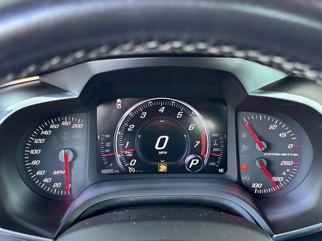 Used 2017 Chevrolet Corvette Stingray Coupe image 25