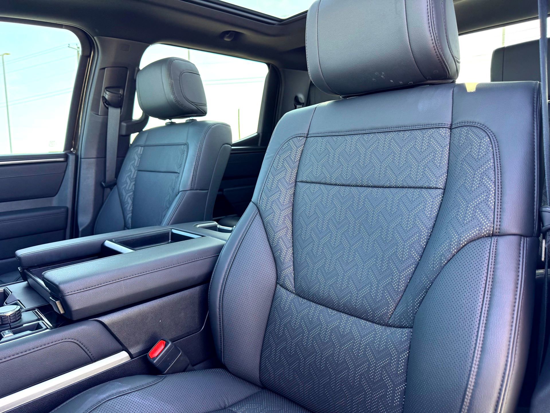 Used 2025 Toyota Tundra Limited image 13