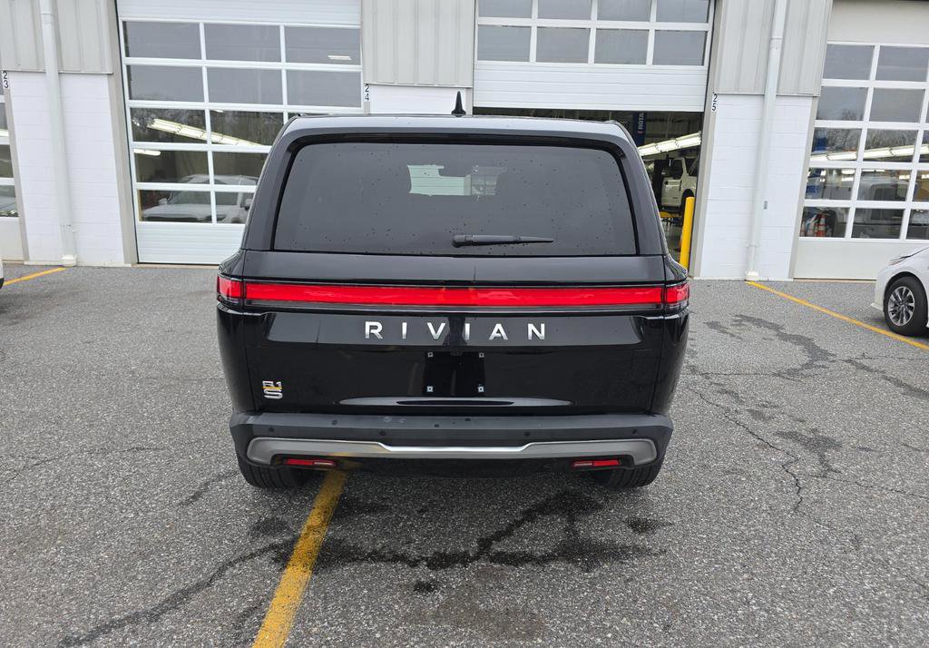 Used 2022 Rivian R1S Launch Edition AWD/4WD image 4