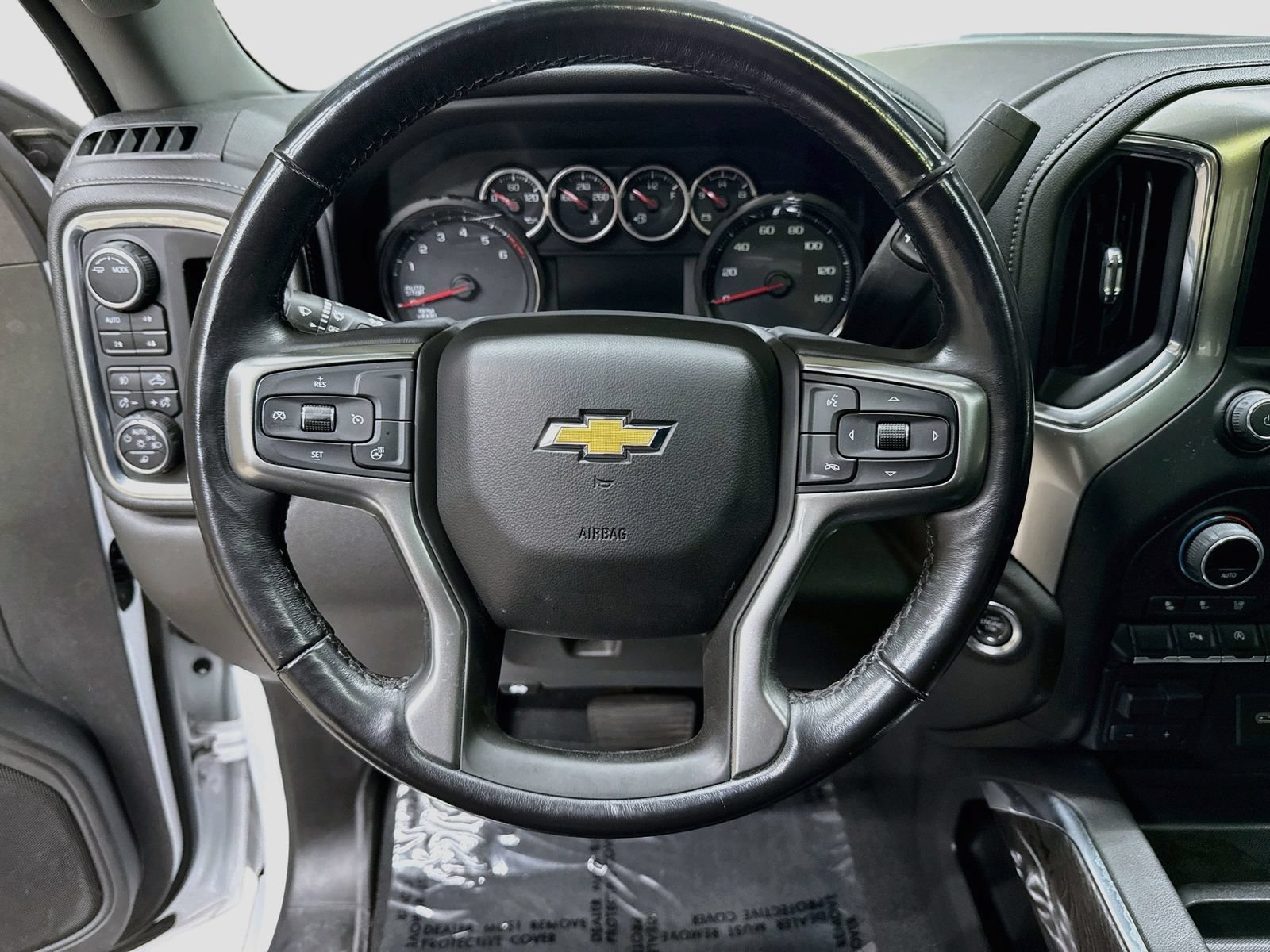 Used 2022 Chevrolet Silverado 1500 LTZ AWD/4WD image 14