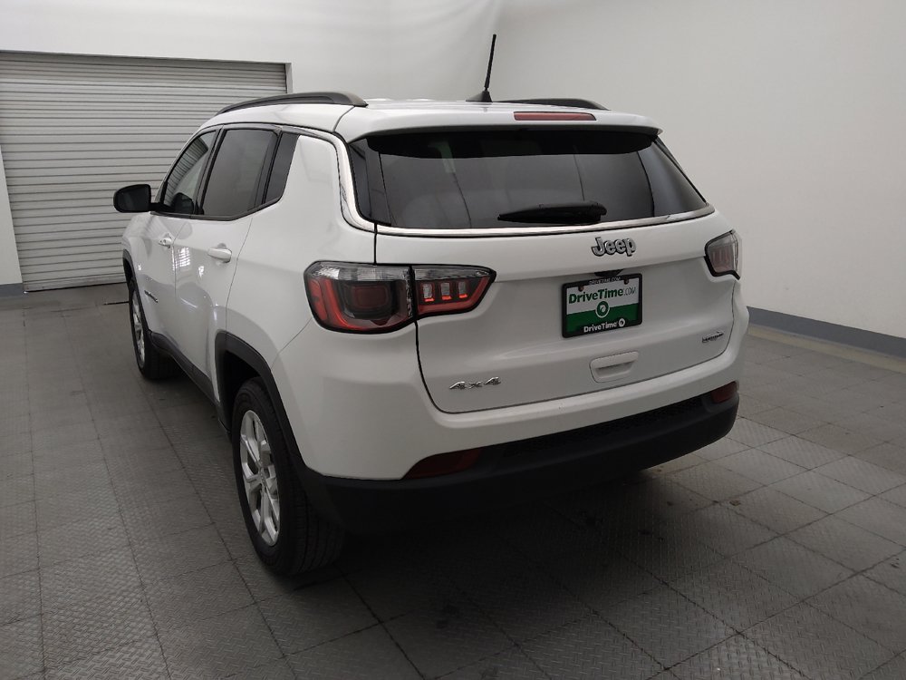 Used 2024 Jeep Compass Latitude AWD/4WD image 6