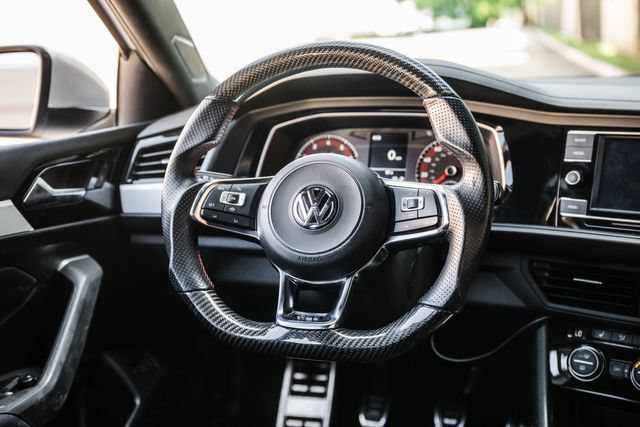 Used 2020 Volkswagen Jetta GLI FWD image 12