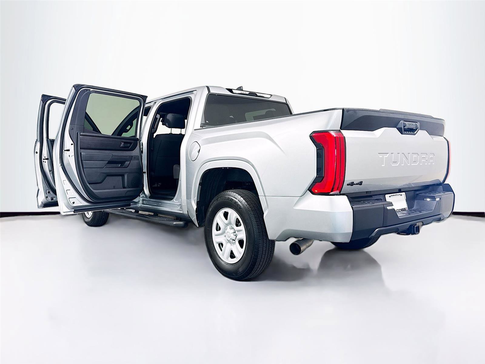 Used 2025 Toyota Tundra SR w/ SR Tow Package AWD/4WD image 38