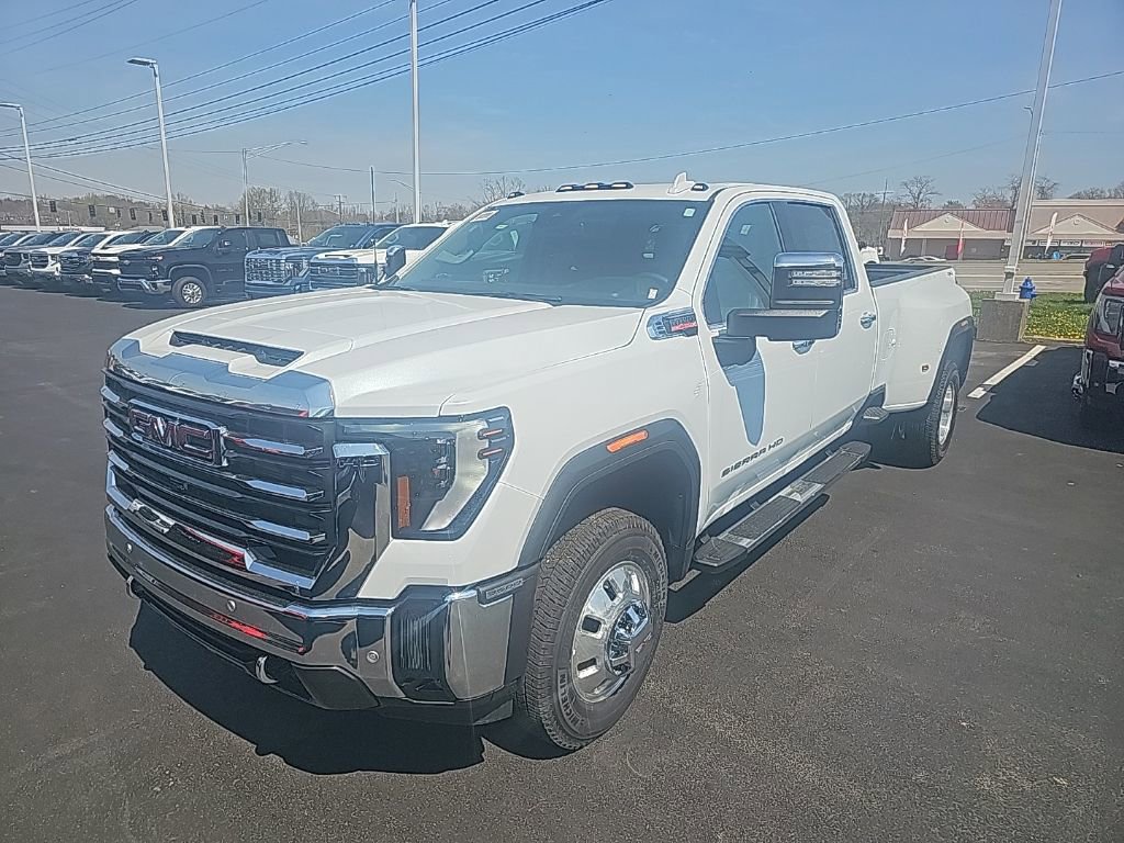 New 2026 GMC Sierra 3500 SLT w/ SLT Convenience Package image 1