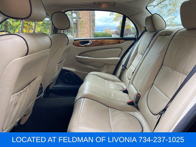 Used 2007 Jaguar XJ8 RWD image 26