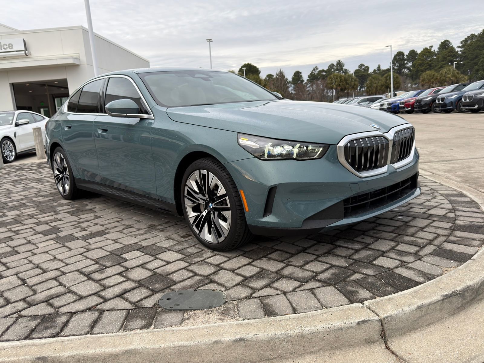 Certified 2024 BMW 530i w/ Premium Package image 7