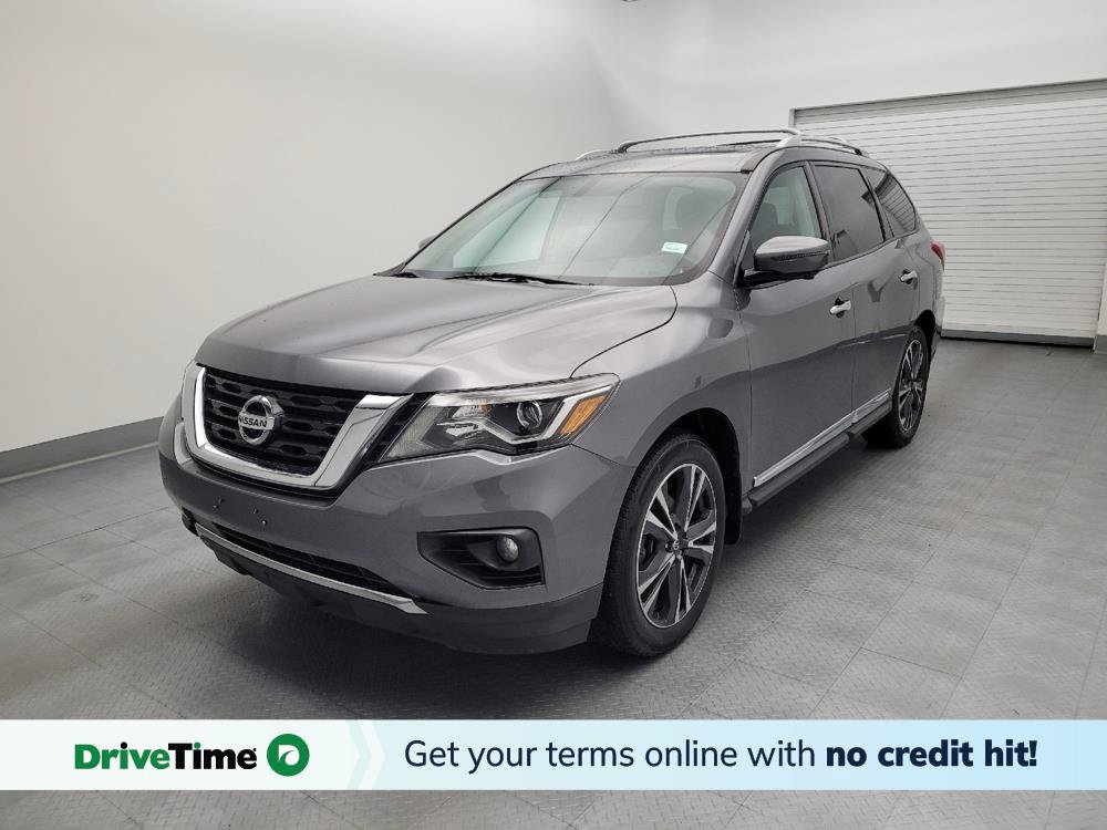Used 2017 Nissan Pathfinder Platinum w/ Family Entertainment Package AWD/4WD image 1