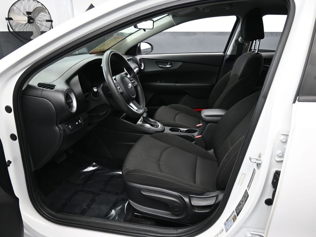 Used 2021 Kia Forte LXS image 11
