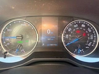 Used 2021 Toyota RAV4 XLE w/ Convenience Package image 5