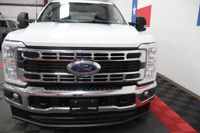 Used 2024 Ford F250 XLT w/ FX4 Off-Road Package AWD/4WD image 19