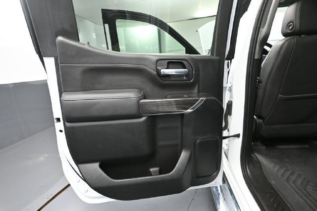 Used 2021 Chevrolet Silverado 1500 LTZ w/ Technology Package AWD/4WD image 28