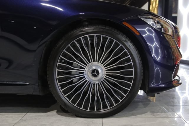 Used 2025 Mercedes-Benz Maybach S 580 4MATIC image 40