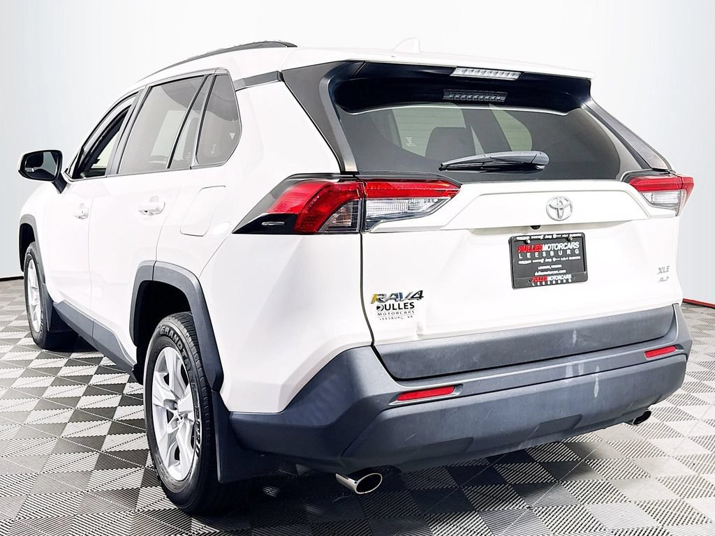 Used 2019 Toyota RAV4 XLE w/ All Weather Liner Package AWD/4WD image 5