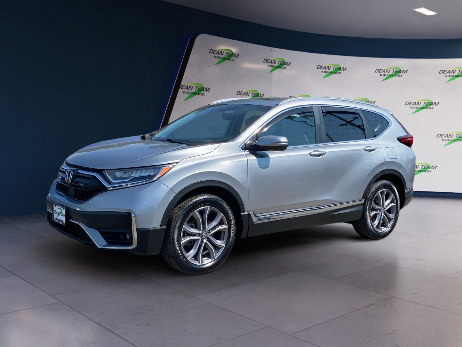 Used 2021 Honda CR-V Touring image 2