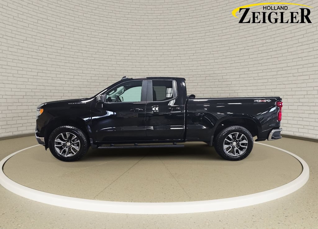 Used 2023 Chevrolet Silverado 1500 LT AWD/4WD image 8