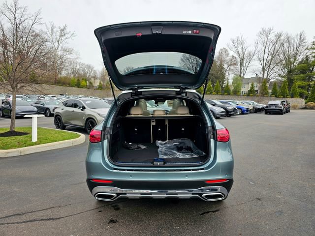 New 2026 Mercedes-Benz GLC 300 4MATIC image 9