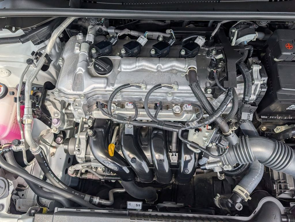 Used 2022 Toyota Corolla LE w/ LE Premium Package FWD image 22