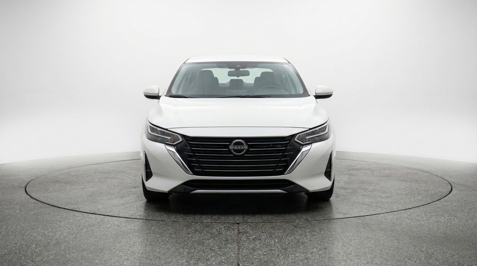 Used 2025 Nissan Sentra SV FWD image 2