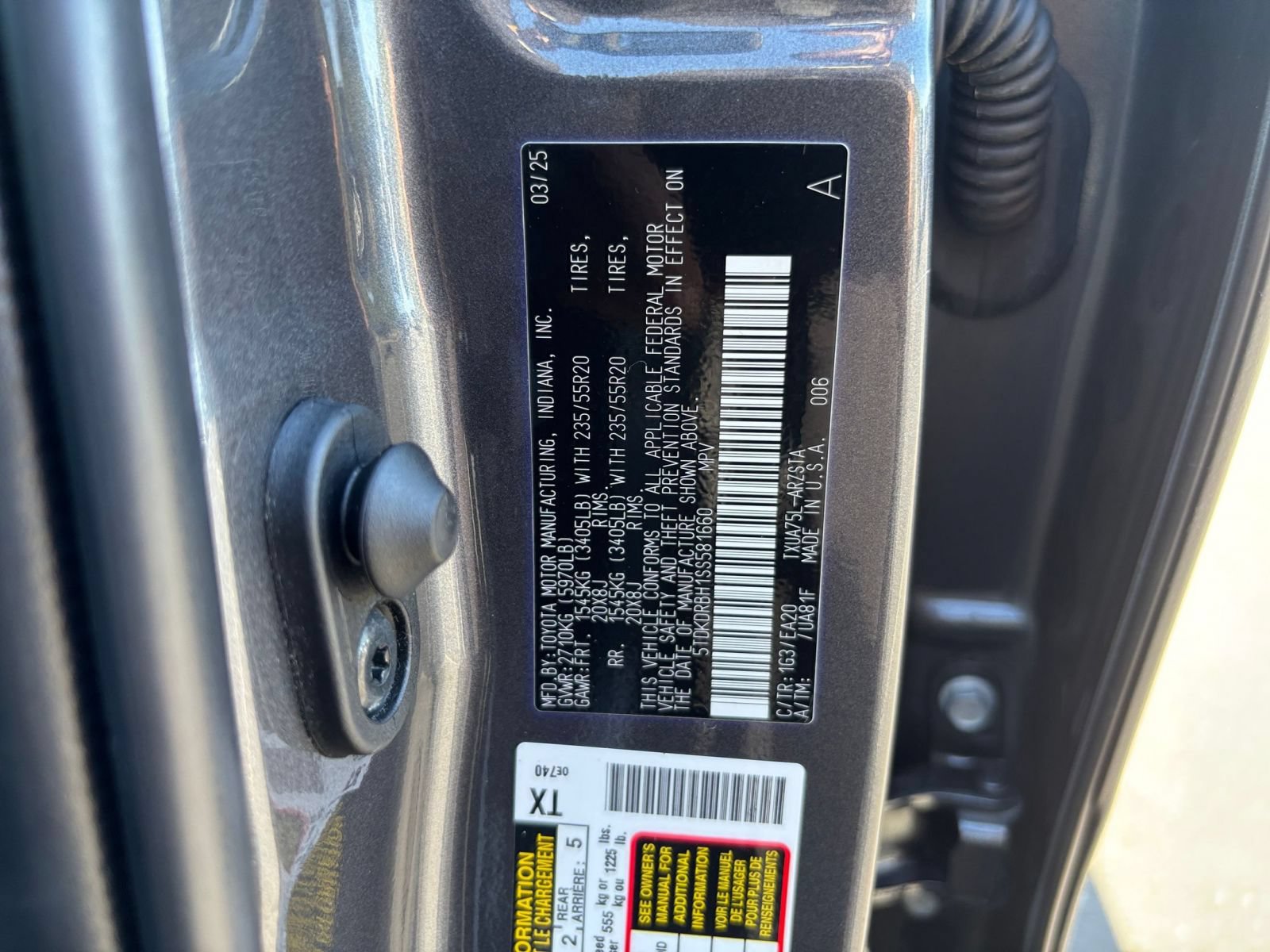 Used 2025 Toyota Highlander XSE AWD/4WD image 32