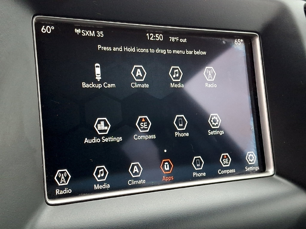 Used 2019 Jeep Grand Cherokee Laredo AWD/4WD image 24