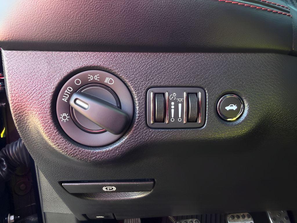 Used 2023 Dodge Challenger R/T Scat Pack RWD image 16