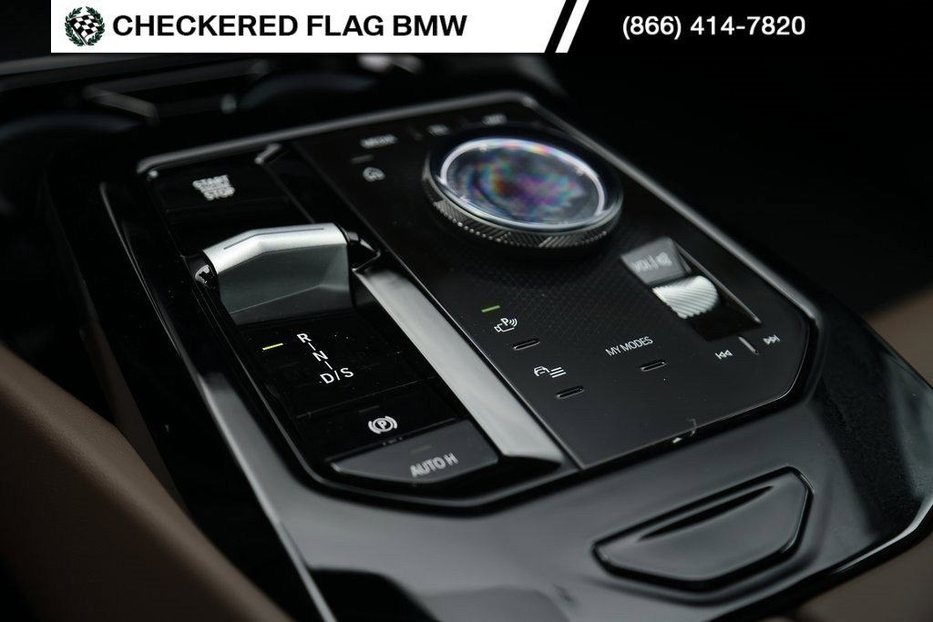 Certified 2024 BMW 530i xDrive w/ Premium Package image 38