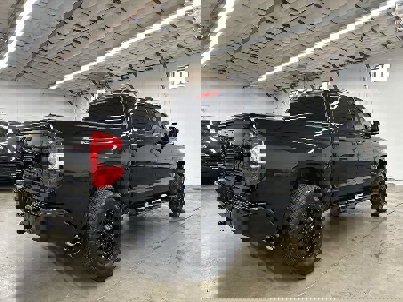 Used 2016 Toyota Tundra 1794 Edition image 3