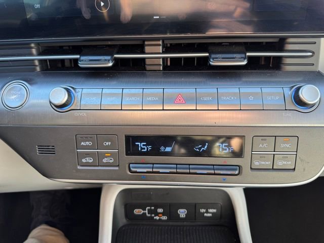 Used 2024 Hyundai Kona SEL image 25