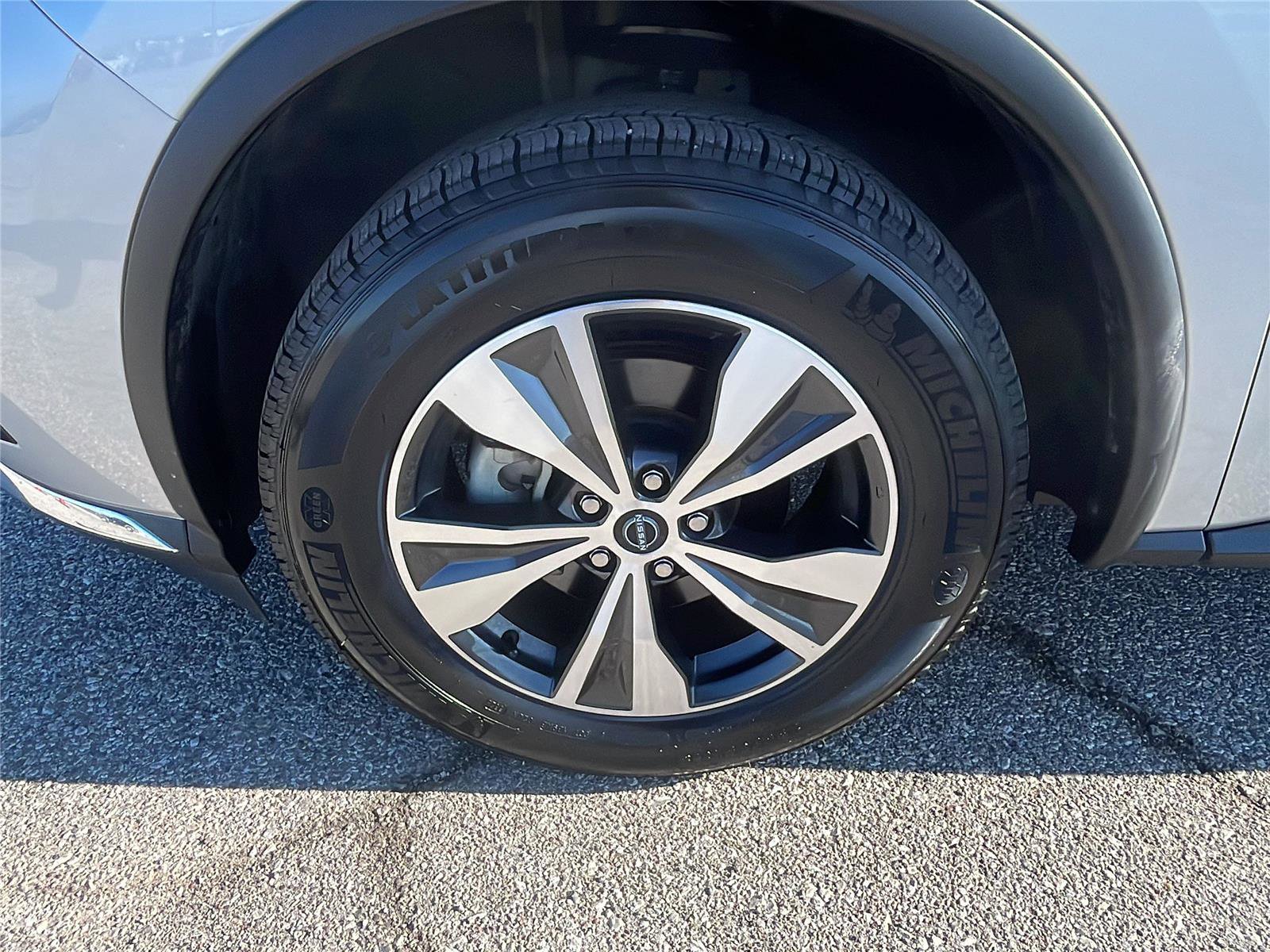 Used 2023 Nissan Murano S image 10