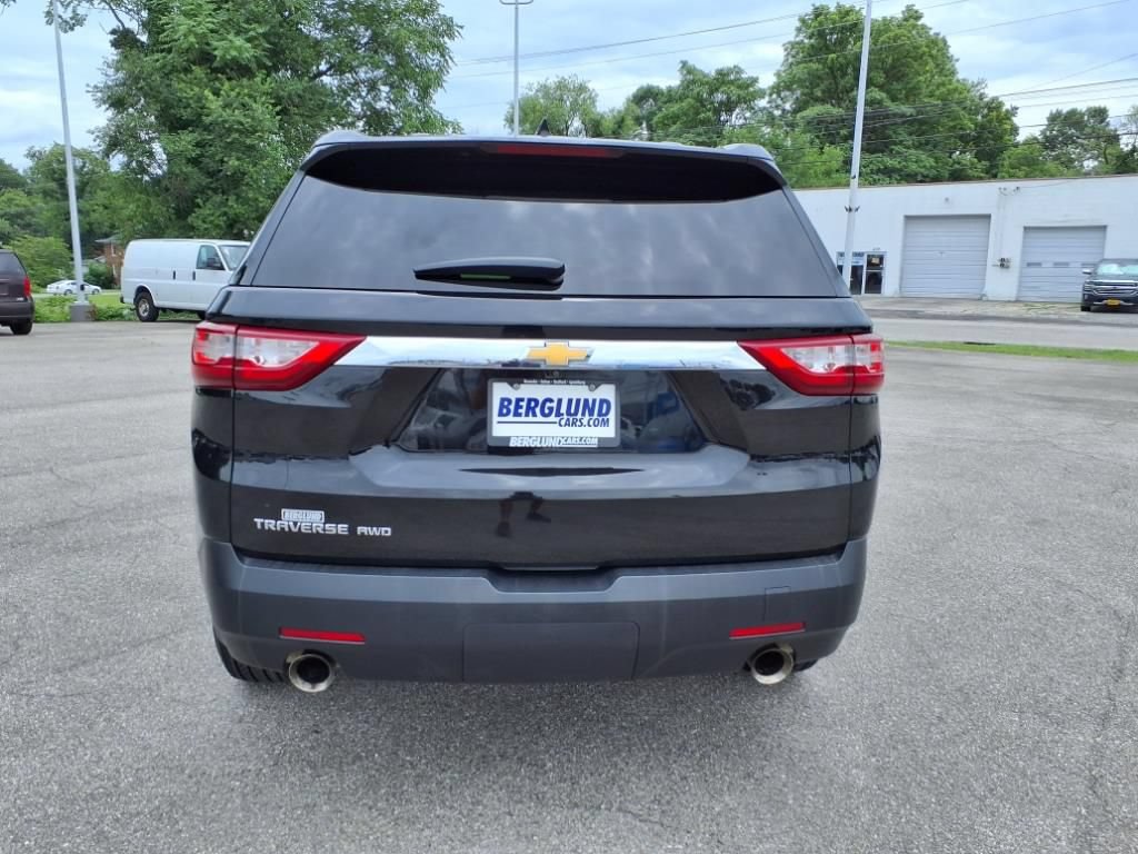 Used 2021 Chevrolet Traverse LS AWD/4WD image 5
