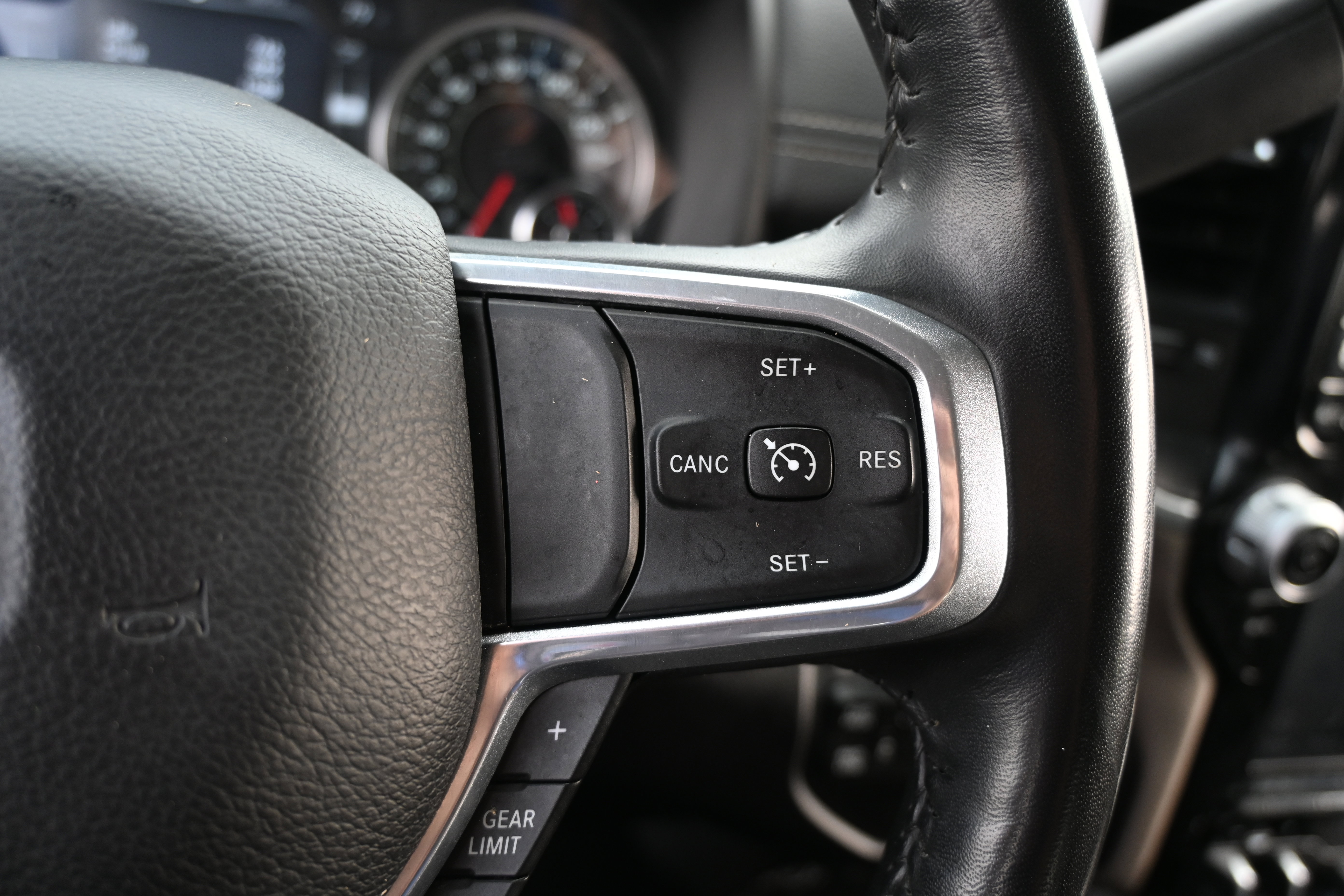 Used 2024 RAM 2500 Laramie image 20