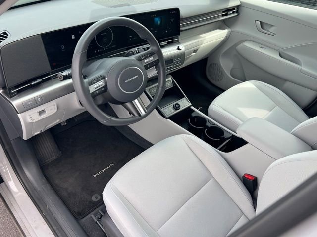 Used 2024 Hyundai Kona SEL FWD image 13