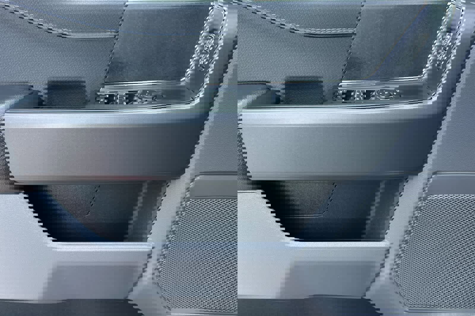 Certified 2025 Ford F150 XLT w/ Equipment Group 301A Standard image 12